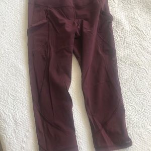 Lululemon Burgundy mesh Capri leggings M/L